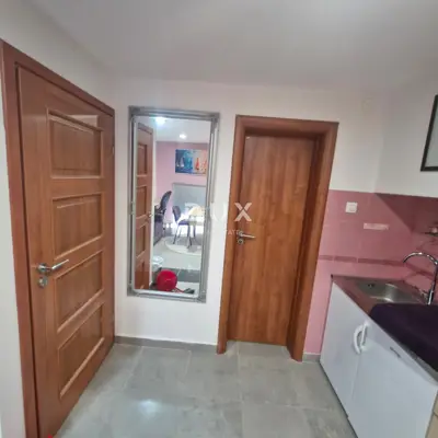 Poslovni prostor 240 m², Sušak - blizu centra grada - 11