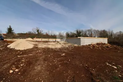 Kuća 130 m², Labin - prizemnica s bazenom i vrtom - 14