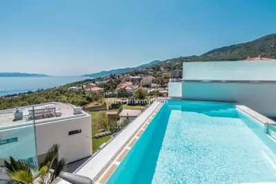 Vila-dvojnica, Pobri iznad Opatije, panoramski pogled na Kvarner - 10