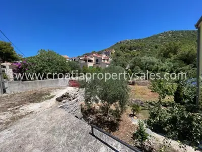 Apartment house 350 m², Trogir - 6 parking spaces - 9