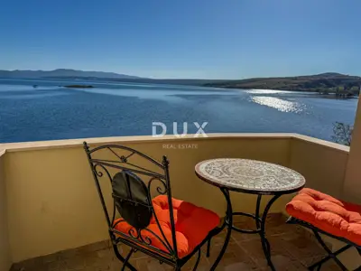 ZADAR, POSEDARJE - detached house first row to Novigrad Sea with pr - 4