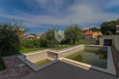 Semi-detached house in Medulin, pool and landscaped yard - 19