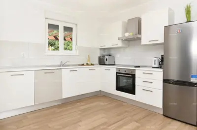 Raša – Villa mit privatem Pool und Garten - 11