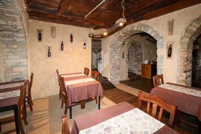 Tavern 500 m², Momjan - terrace, pool and accommodation - 22