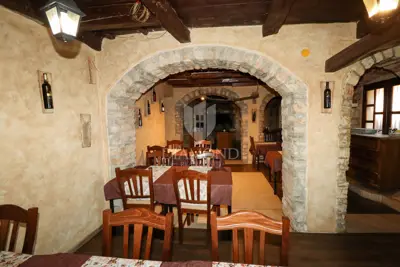 Tavern 500 m², Momjan - terrace, pool and accommodation - 21