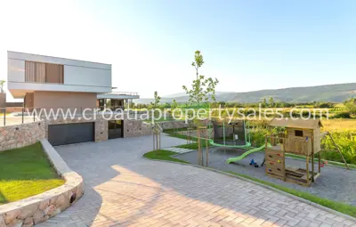 Vila 3 800 m², Makarska - panoramski pogled - 2