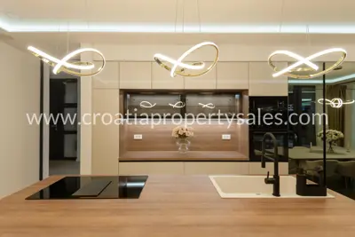 Vila 3 800 m², Makarska - panoramski pogled - 8