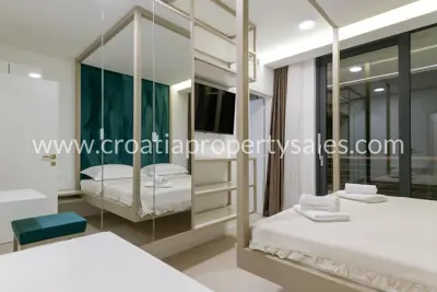 Vila 3 800 m², Makarska - panoramski pogled - 13