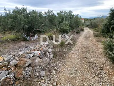 Baugrundstück 1.860 m², Kukljica - ruhige Lage - 4