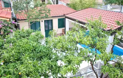 House 192 m², Varoš - pool and sauna in the center of Split - 9
