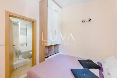 House 192 m², Varoš - pool and sauna in the center of Split - 17