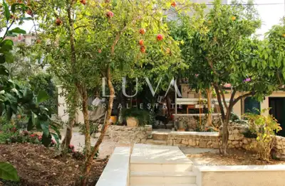 House 192 m², Varoš - pool and sauna in the center of Split - 7