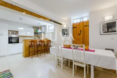 House 192 m², Varoš - pool and sauna in the center of Split - 5