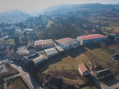 Proizvodno-skladišni prostor, Samobor Centar, 8 200 m² i 60 parkirnih mjesta - 2
