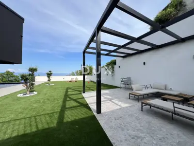 Haus zum Kauf in Sveta Jelena, 275 m² - 4