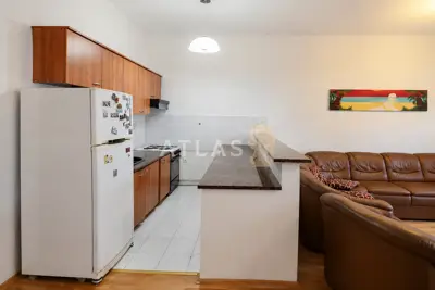 Rijeka, centar | trosoban stan sa dva balkona - 14