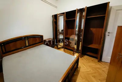 Rijeka, centar | trosoban stan sa dva balkona - 18
