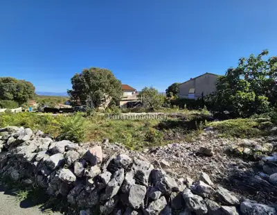 Land 531 m², Vrbnik - wider surroundings, quiet location