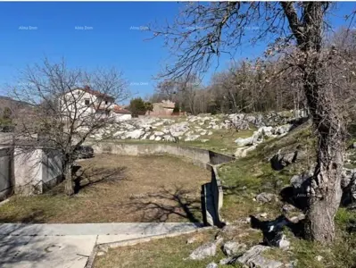 Kuća 450 m², Lupoglav - mirna i zelena lokacija - 2