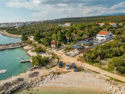 Kuća 163 m², Mandre - 1. red do mora i bazen - 7