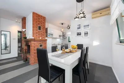 Kuća 163 m², Mandre - 1. red do mora i bazen - 18
