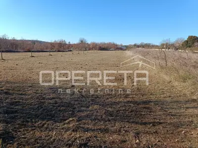 Građevinsko zemljište, Žminj, otvoren pogled na prirodu i more