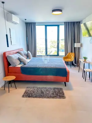Kuća 225 m², Rovinj - bazen i okućnica - 7