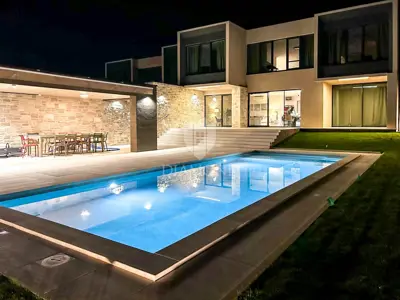 House for sale in Rovinj, 250 m²