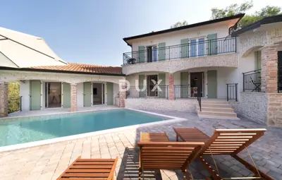 House 253 m², Vižinada - pool and sunbathing area - 2