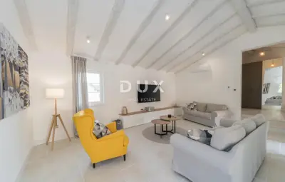 House 253 m², Vižinada - pool and sunbathing area - 12