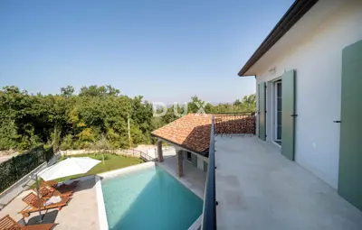 House 253 m², Vižinada - pool and sunbathing area - 9