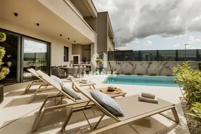 Semi-detached house in Tar, Vabriga - 700 m from the sea and pool - 9