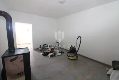 Kuća u Svetvinčentu, kamena i s okućnicom 195 m² - 3