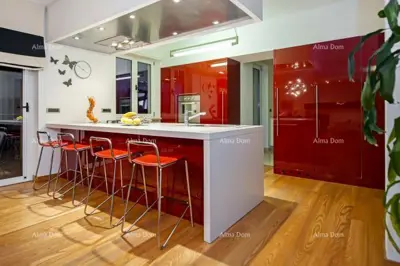 Villa in Rovinj, quiet location 5 km from the center, heated pool - 10