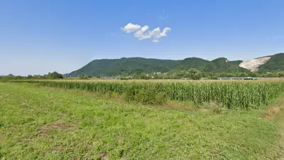 Grundstück 21 354 m², Zaprešić Centar, Industriezone