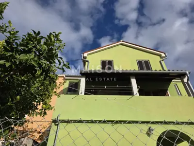 Wohnung 61 m², Mali Lošinj - ruhige Lage in der Nähe von Einrichtungen