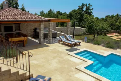 Vila 294 m², Štokovci kraj Pule, grijani bazen i vrt - 18