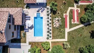 Vila 294 m², Štokovci kraj Pule, grijani bazen i vrt - 13
