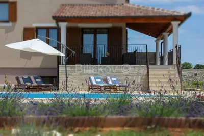 Villa 294 m², Štokovci bei Pula, beheizter Pool und Garten - 17