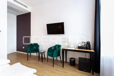 Najam, Stan, Centar, Trg kralja Tomislava, 5s, 160 m² - 12