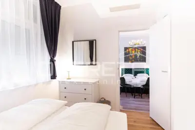 Najam, Stan, Centar, Trg kralja Tomislava, 5s, 160 m² - 3