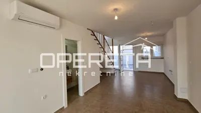Zweistöckige Wohnung in Šimuni, Meerblick und Blick auf die Strände - 3