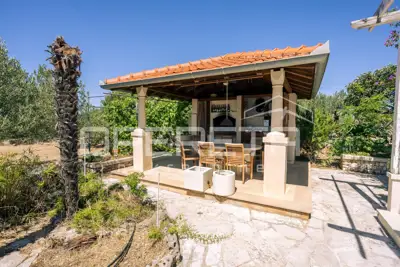 Kuća 229 m², Sutivan na Braču, bazen i maslinik - 6