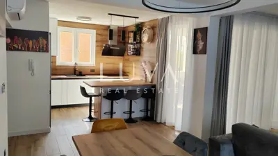 House 377 m², Kaštel Štafilić - 400 m from the sea - 3