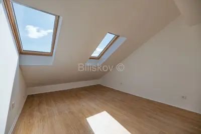 Stan 86 m², Sveti Duh, novouređen i svijetao - 7