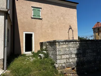 Steinhaus, Rovinjsko Selo, 82 m² und Hof 170 m² - 3