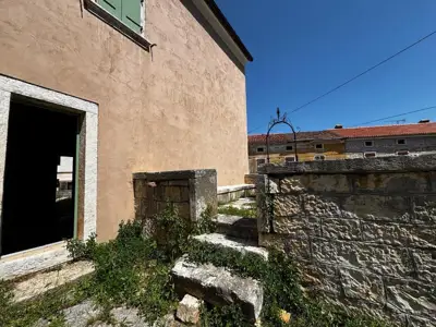 Steinhaus, Rovinjsko Selo, 82 m² und Hof 170 m² - 6