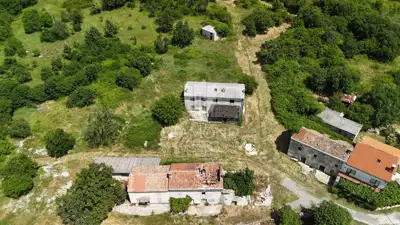 House 70 m², Barban surroundings - for renovation - 3