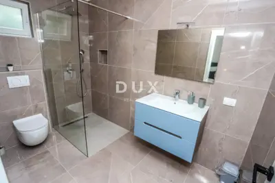 House for sale in Poreč, 160 m² - 19