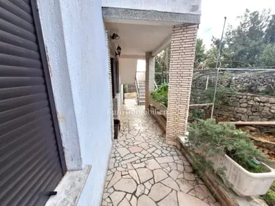 Grad Krk - Haus mit drei Wohnungen - 11